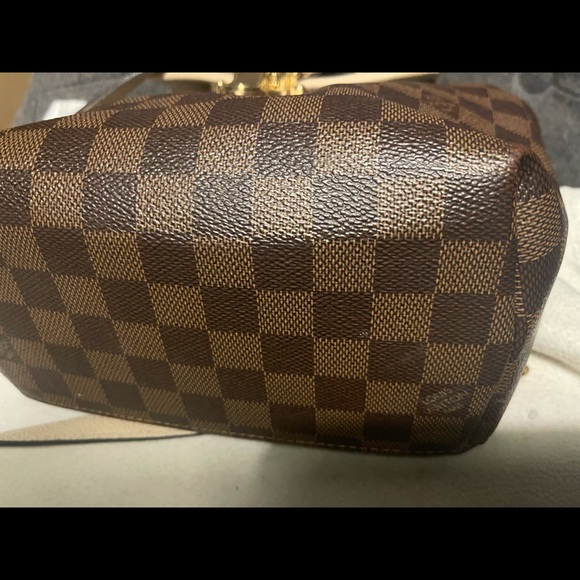 Louis Vuitton Damier Backpack - Picture 10 of 11